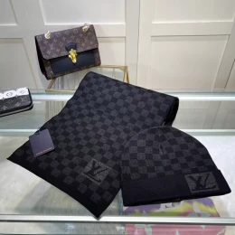 louis vuitton lv hat and echapres set s_127ab21